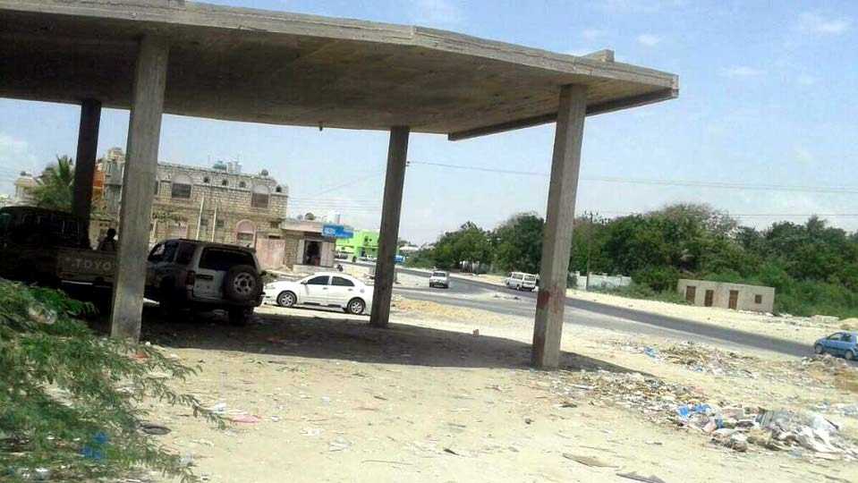 محطه محروقات عضم صبه مدخل مدينة الشحر