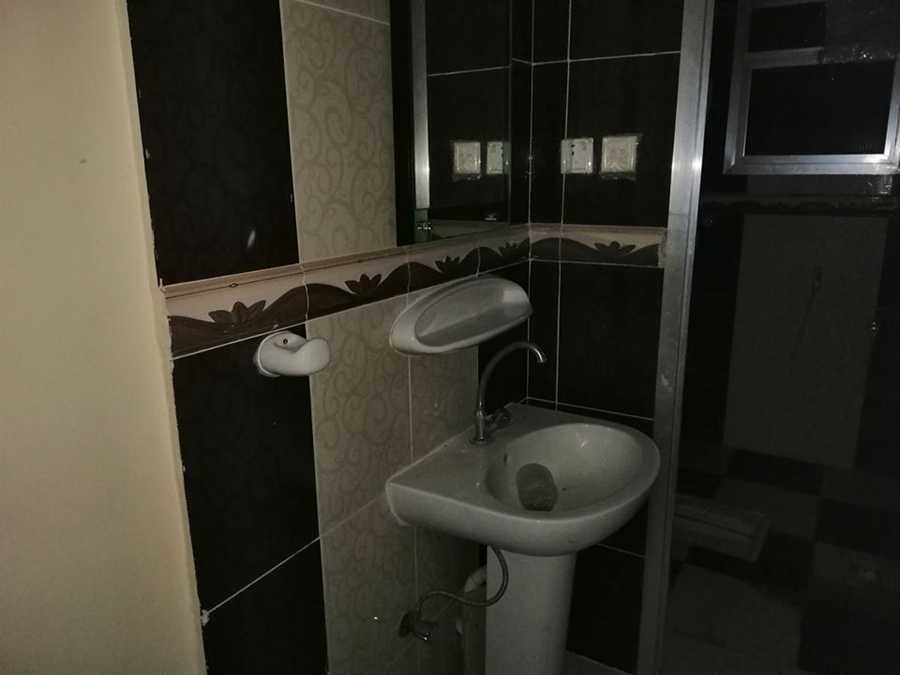 شقه في التسعين خلف بنده رووووعه و عرطه