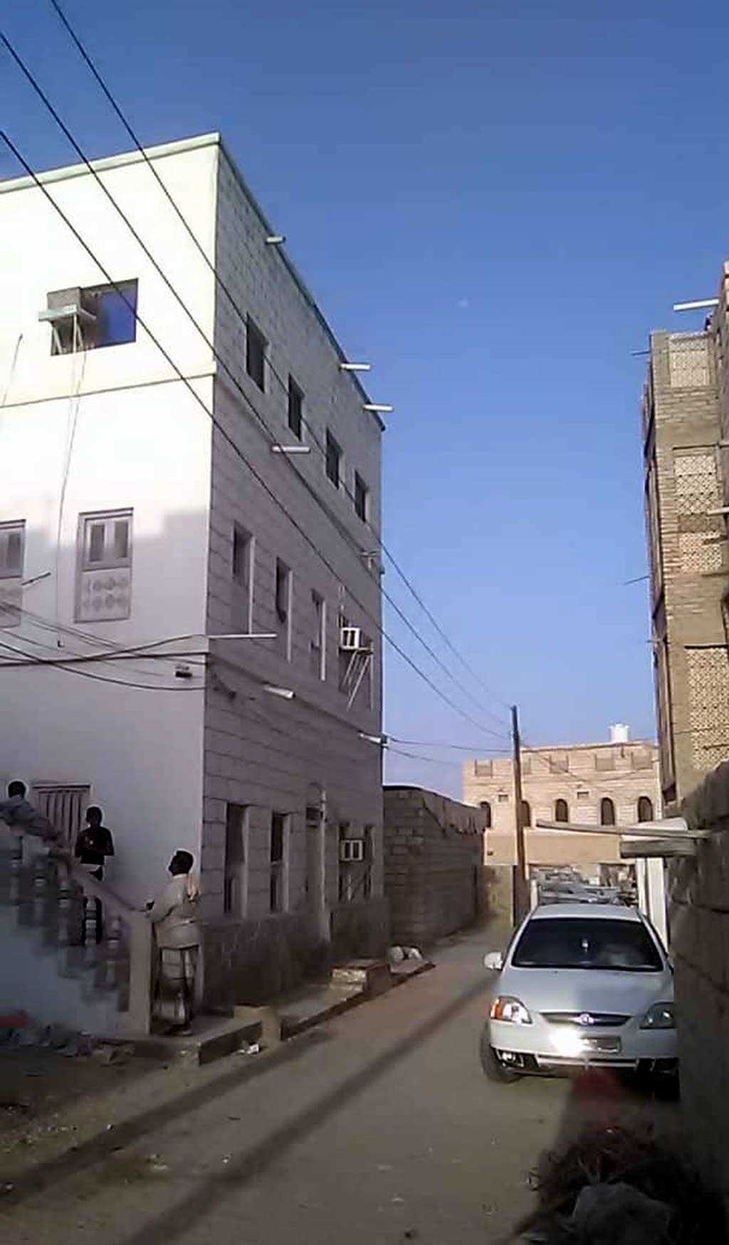 للبيع البيت في، الشحر ثلاثة دور