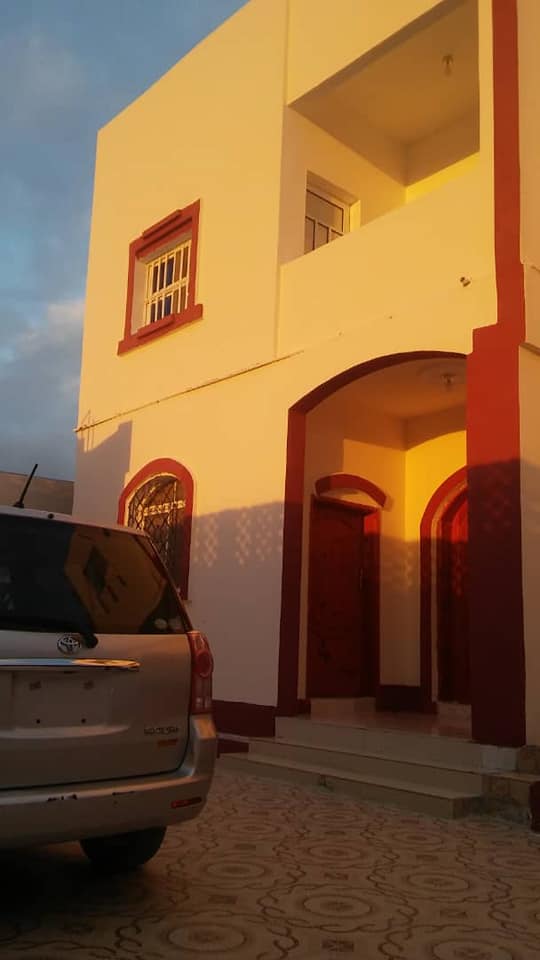 🏡 فلة بربوة خلف - المكلا 🏡