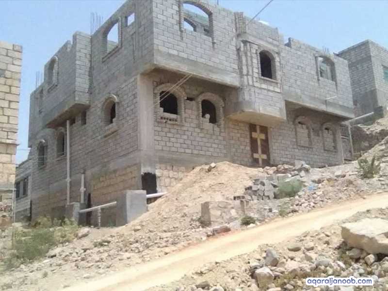 بيت للبيع في المكلا جول مسحه خلف ادرة المرور