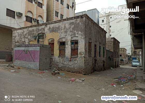 2 بيوت شعبيه مع بعض للبيع على شوارع جميله بالمكلا - الشرج