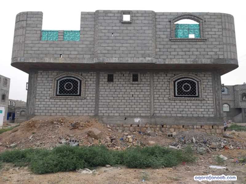 بيت للبيع في المكلا روكب 12*12