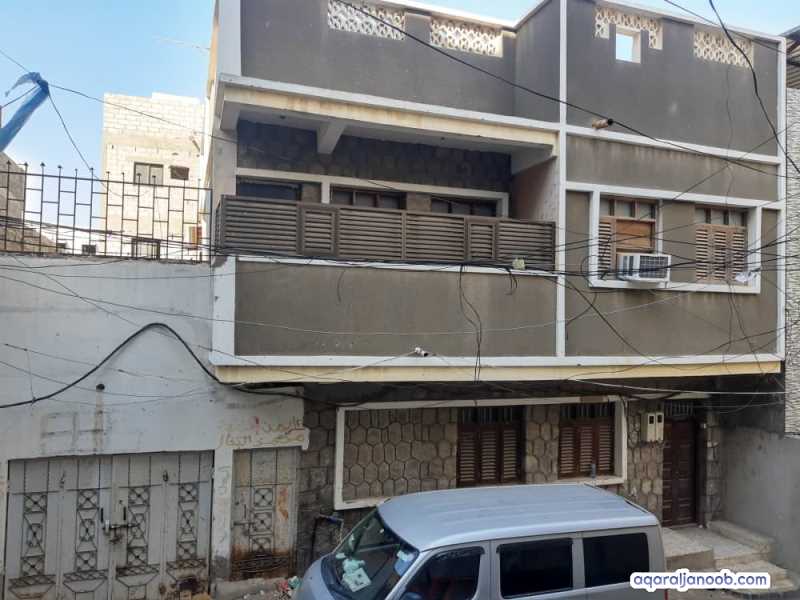 بيت نوع البناء خرساني مسلح في مديرية كريتر حي العيدروس للبيع