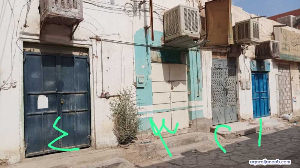 محلات في سوق تريم القديم