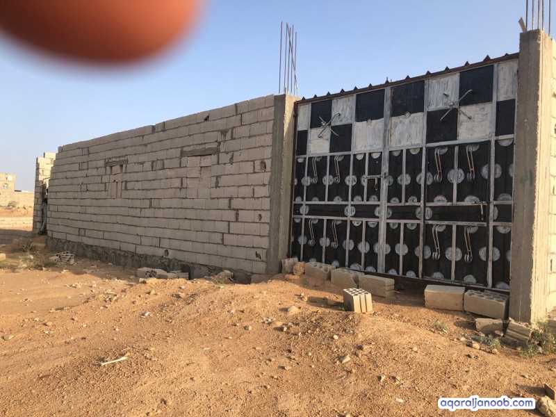 أرضية في  عتق جول العاض 