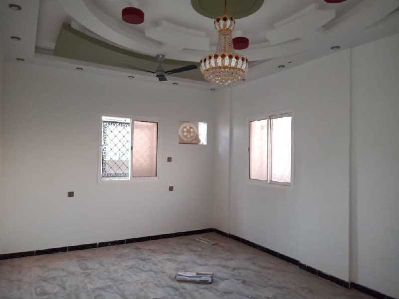 عمارة للبيع دورين بلحوم عدن