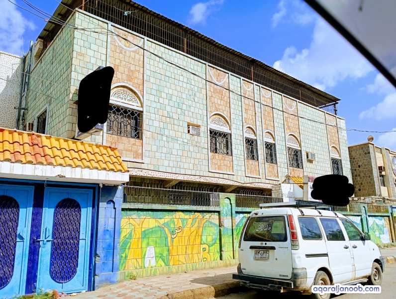 عمارة للبيع عدن