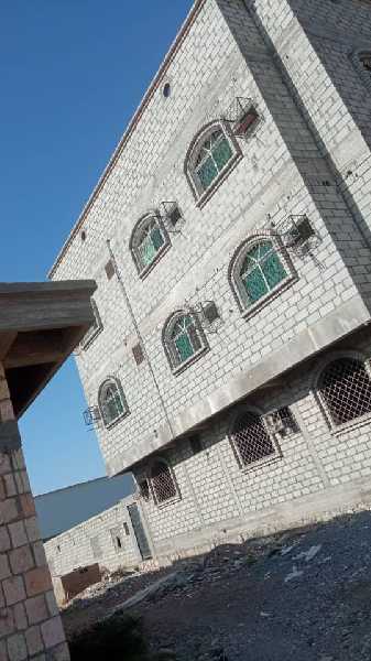 للبيع عماره نظام شقتين
