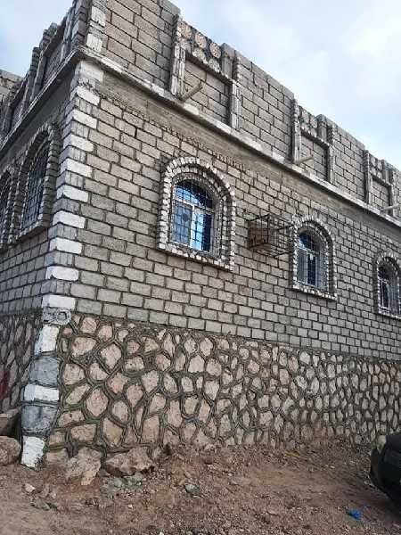 للبيع بيت في حله الصنادق