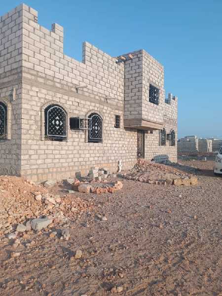 للبيع بيت عظم 