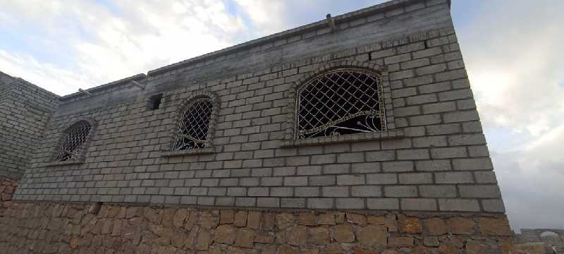 للبيع بيت عظم 